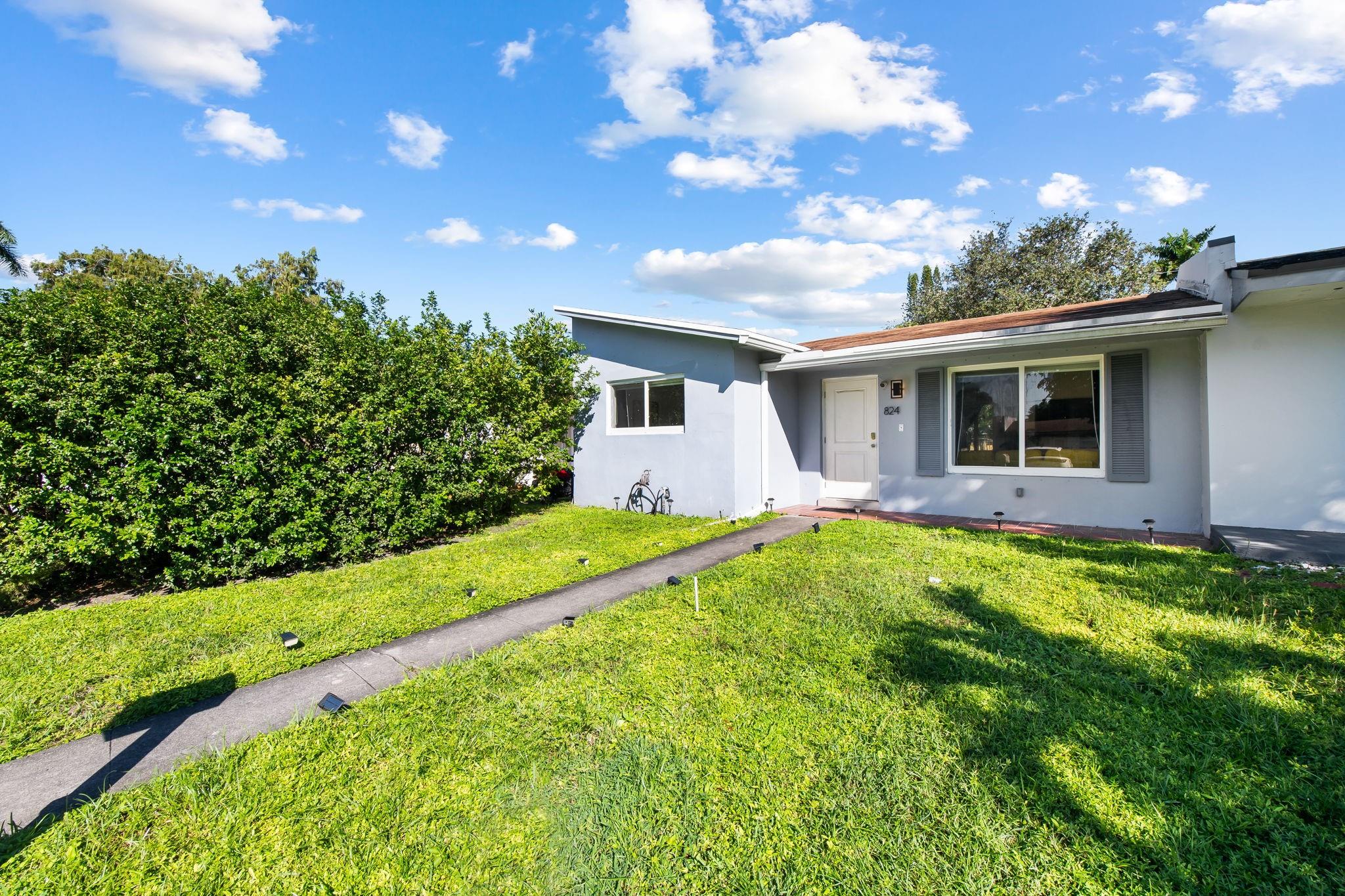 View photos, virtual tours, details... 824 N Golf Drive