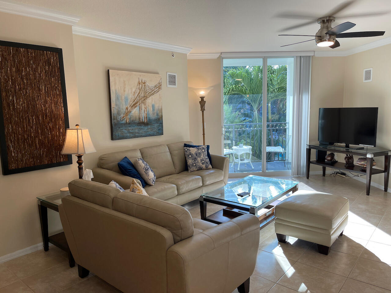 PRADO CONDO - Residential Lease