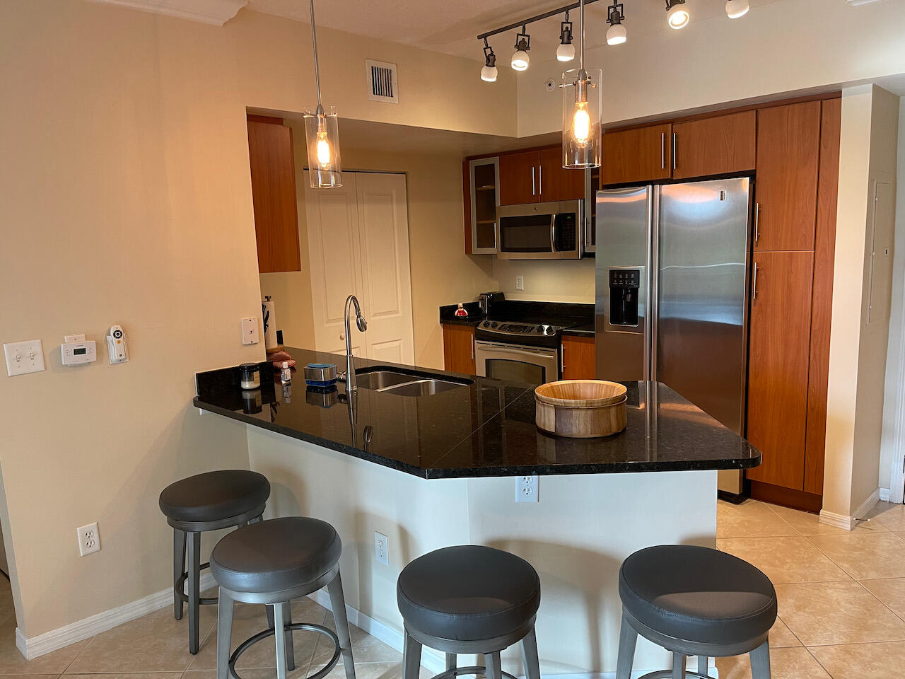 PRADO CONDO - Residential Lease