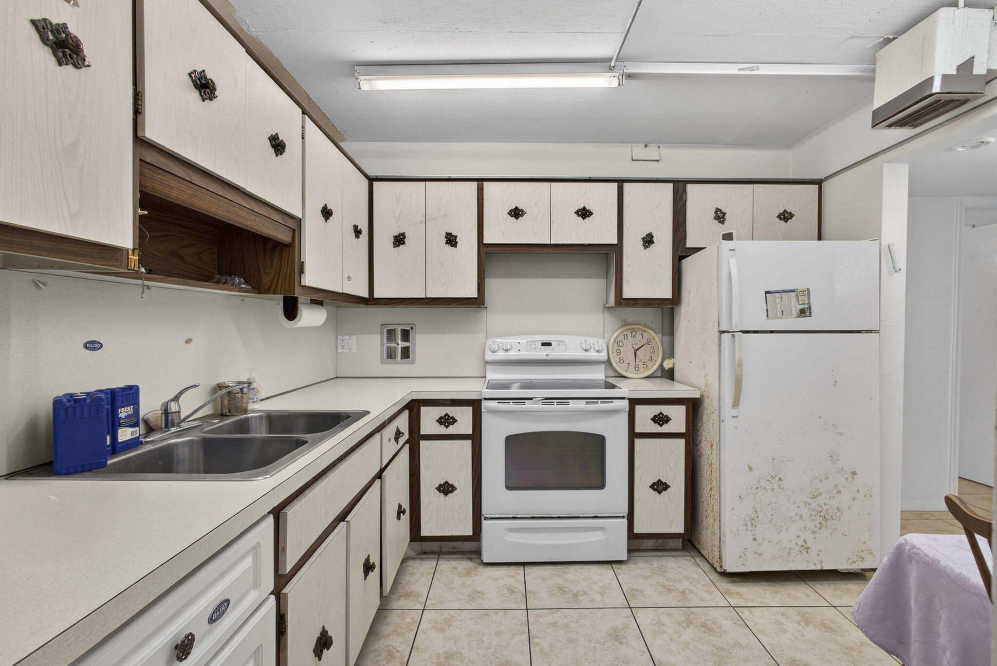 CENTURY VILLAGE PLYMOUTH 4 CONDO - Residential