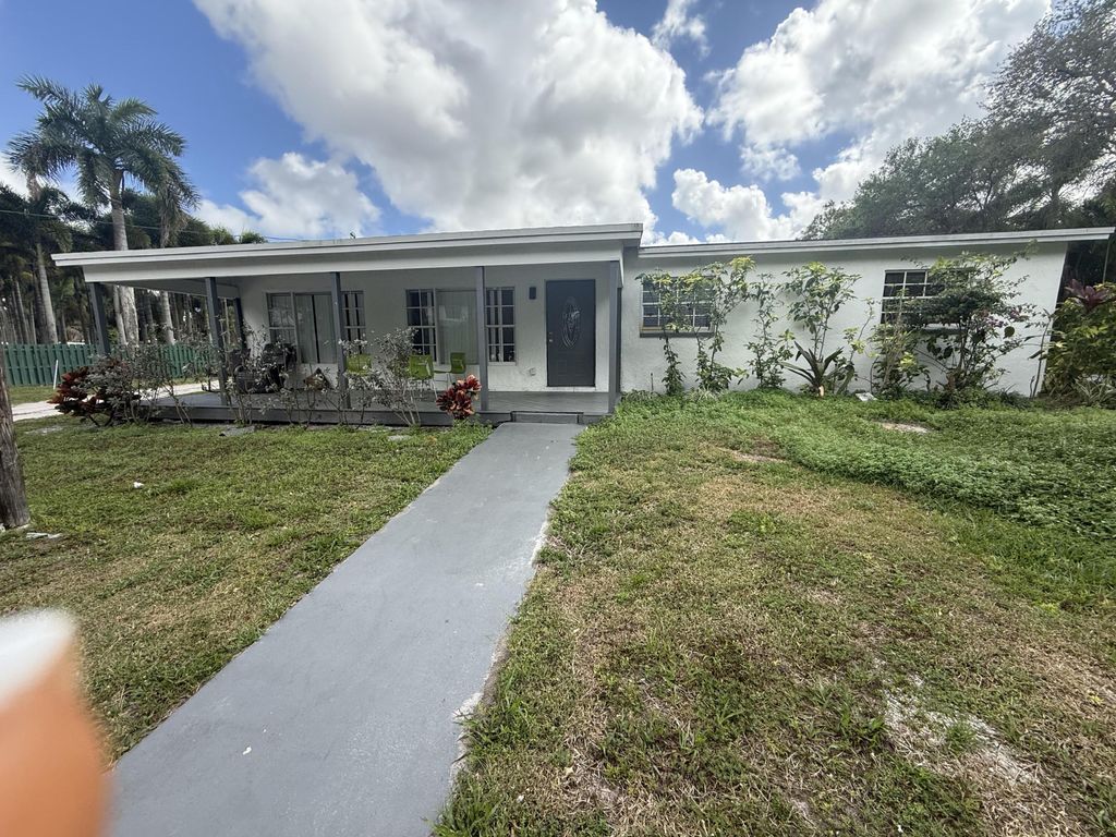 Photo of 5360 S 73rd Road, Greenacres, FL 33463 (MLS # B26004106)