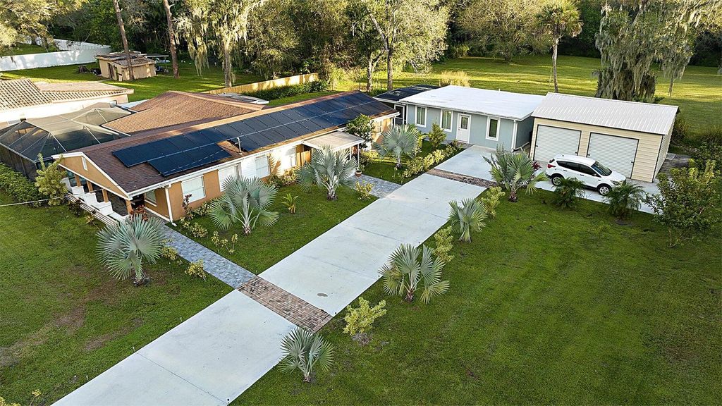 Photo of 703 Ulrich Road, Fort Pierce, FL 34982 (MLS # R11023298)