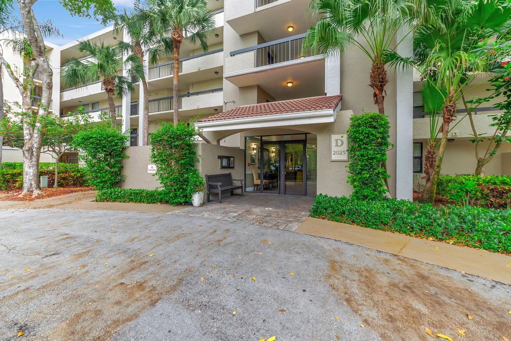 Photo of 2025 Lavers Circle #D 207, Delray Beach, FL 33444 (MLS # R10973607)