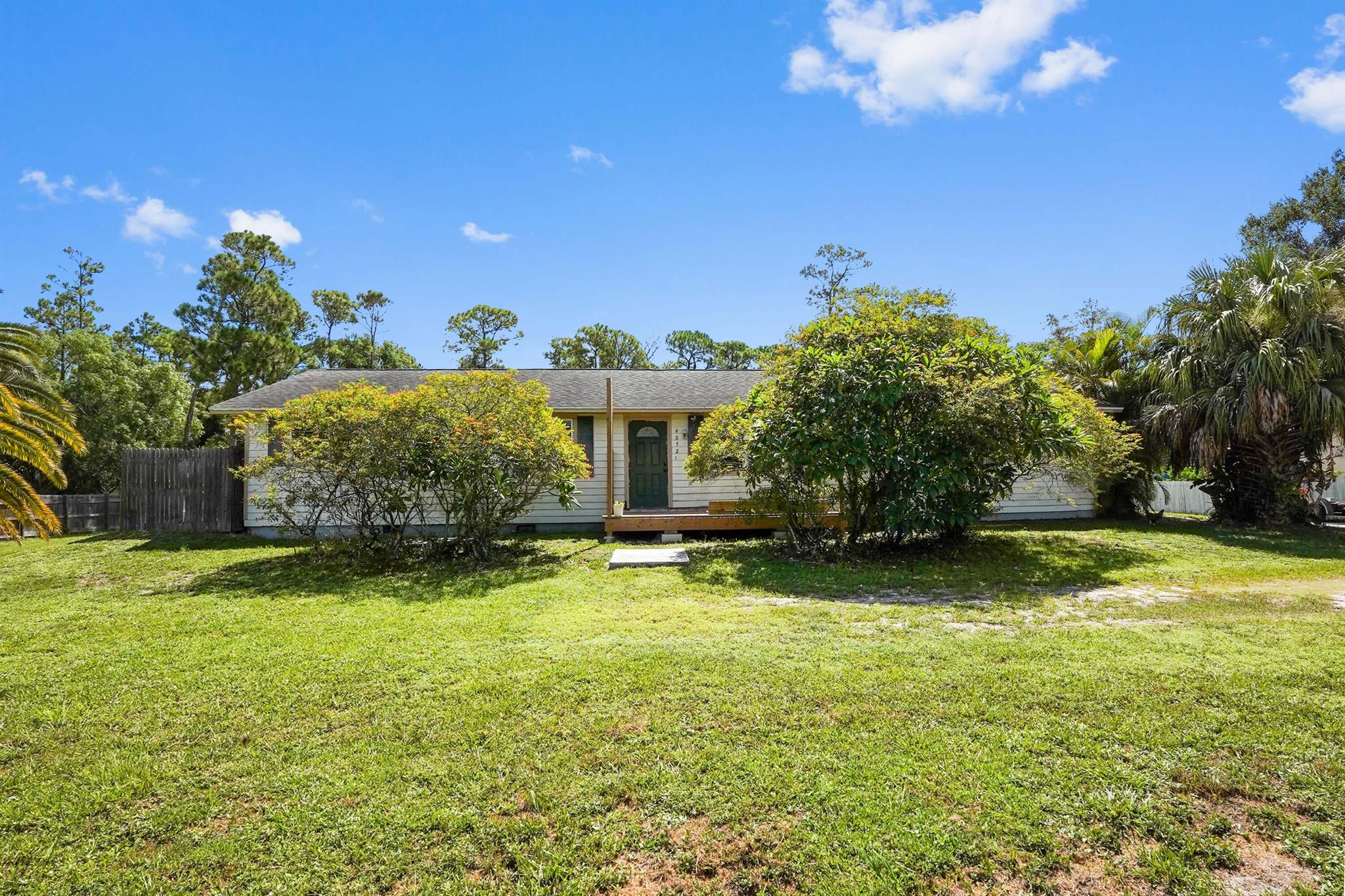 4872 126th Drive N