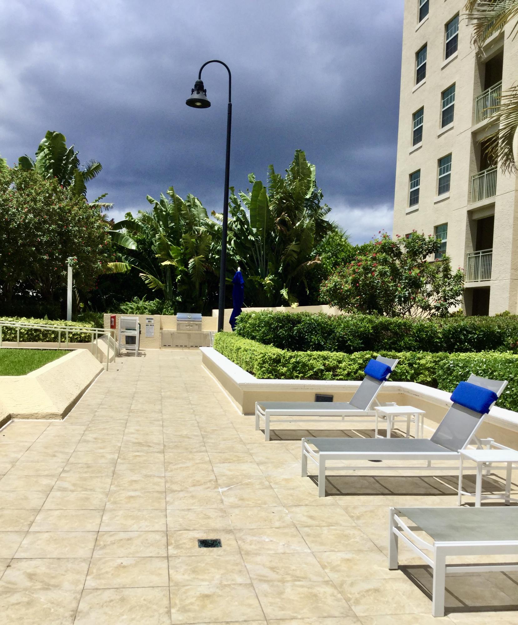 610 CLEMATIS CONDO - Residential Lease