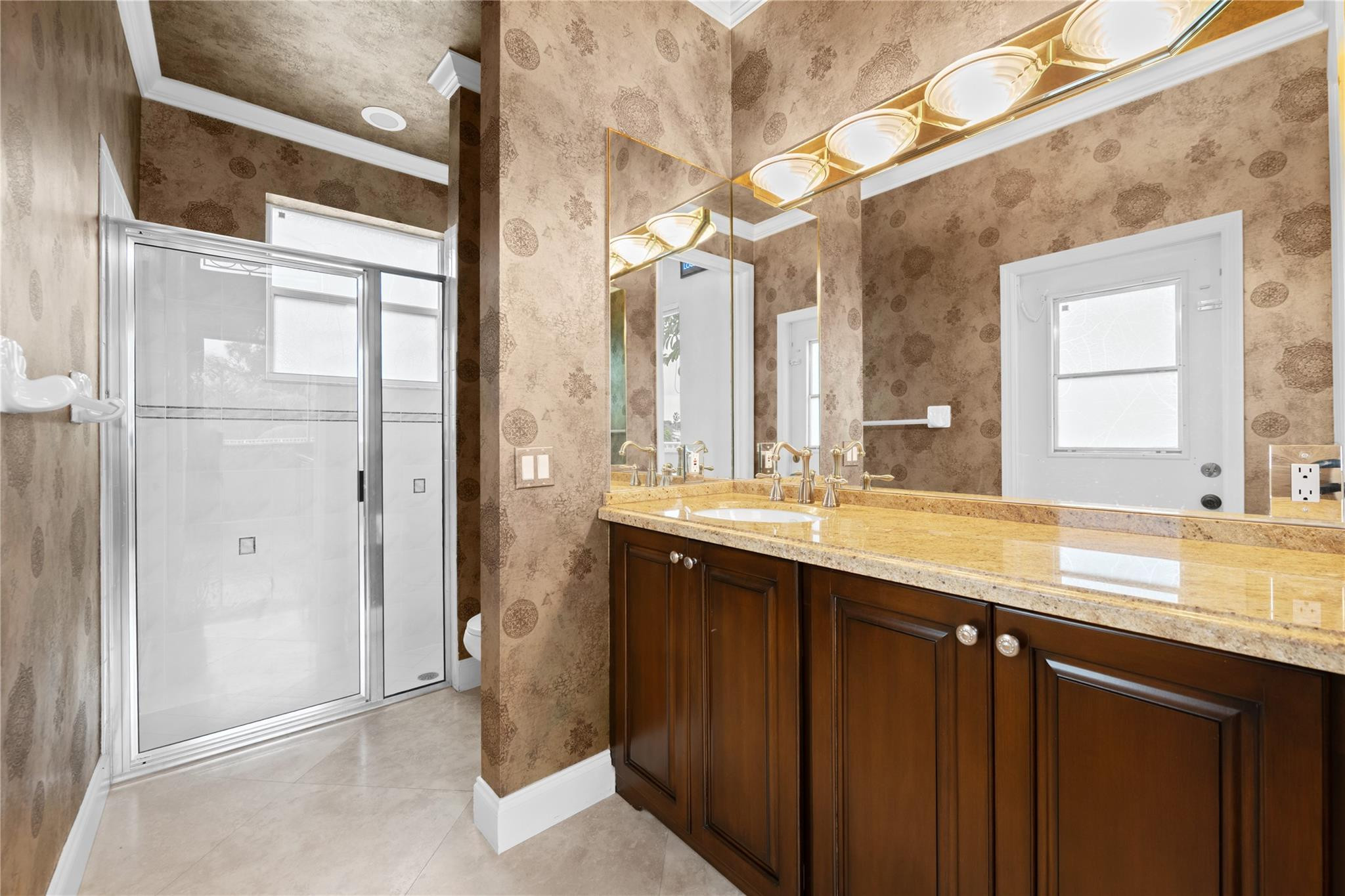 BROOKSIDE GROVE - Residential