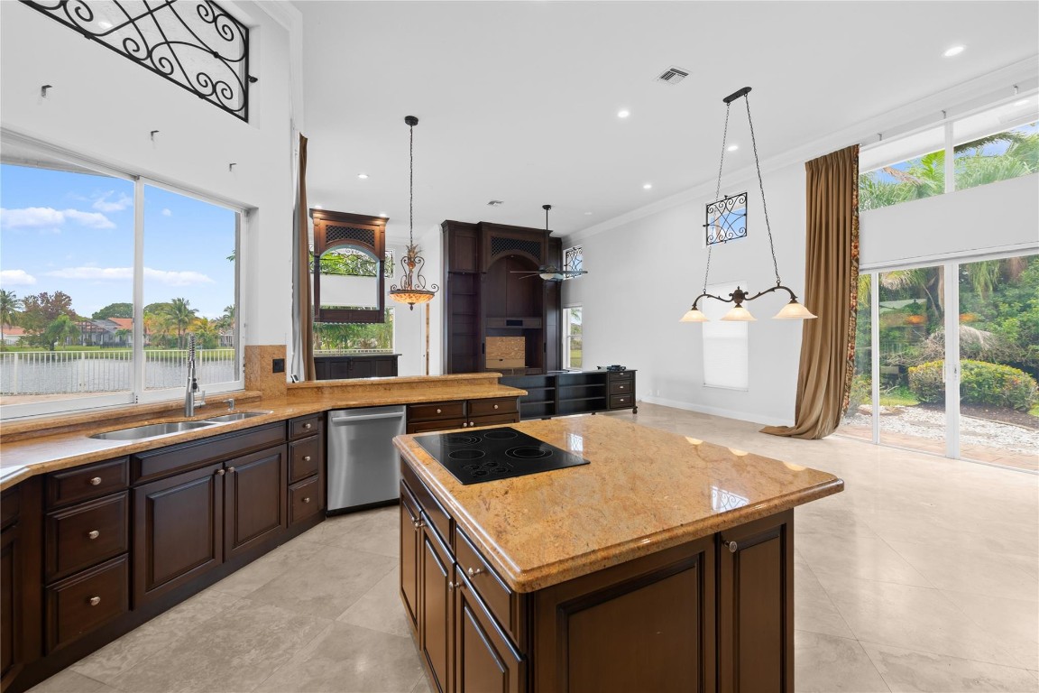 BROOKSIDE GROVE - Residential