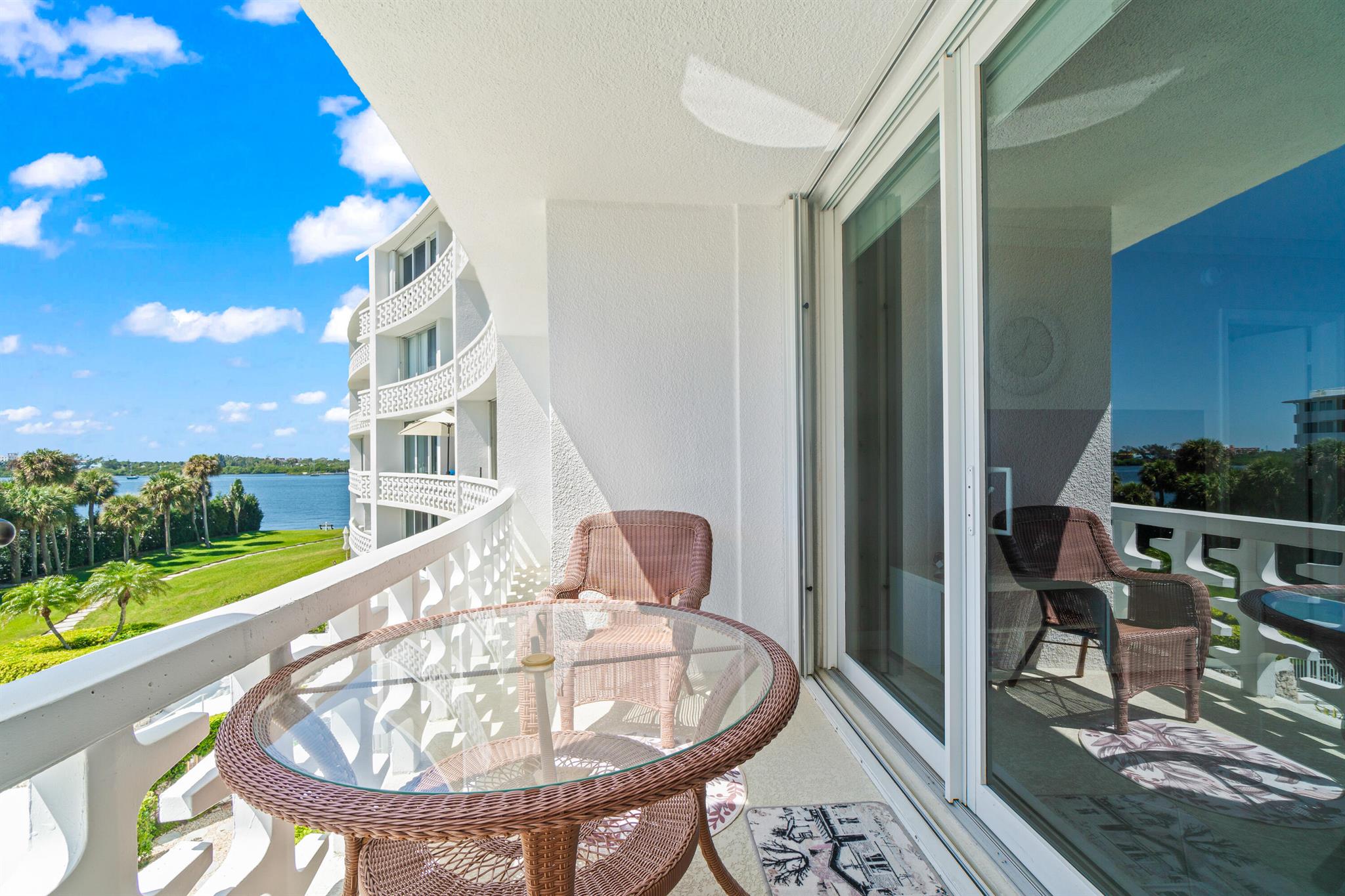 2760 S Ocean Boulevard 313