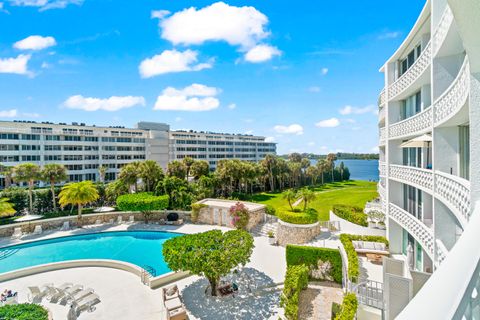 Palm Beach Ocean Boulevard Condos For Sale 2760 S Ocean Boulevard 313 Palm Beach FL 33480