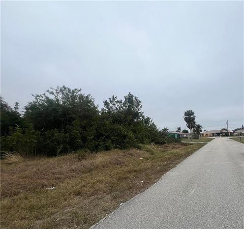 657 Cape Ter NW Port Charlotte FL 33952