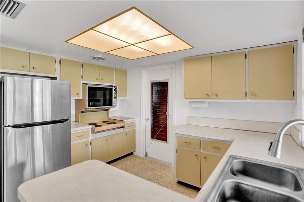 Paradise Gardens Sec 2 69 - Residential