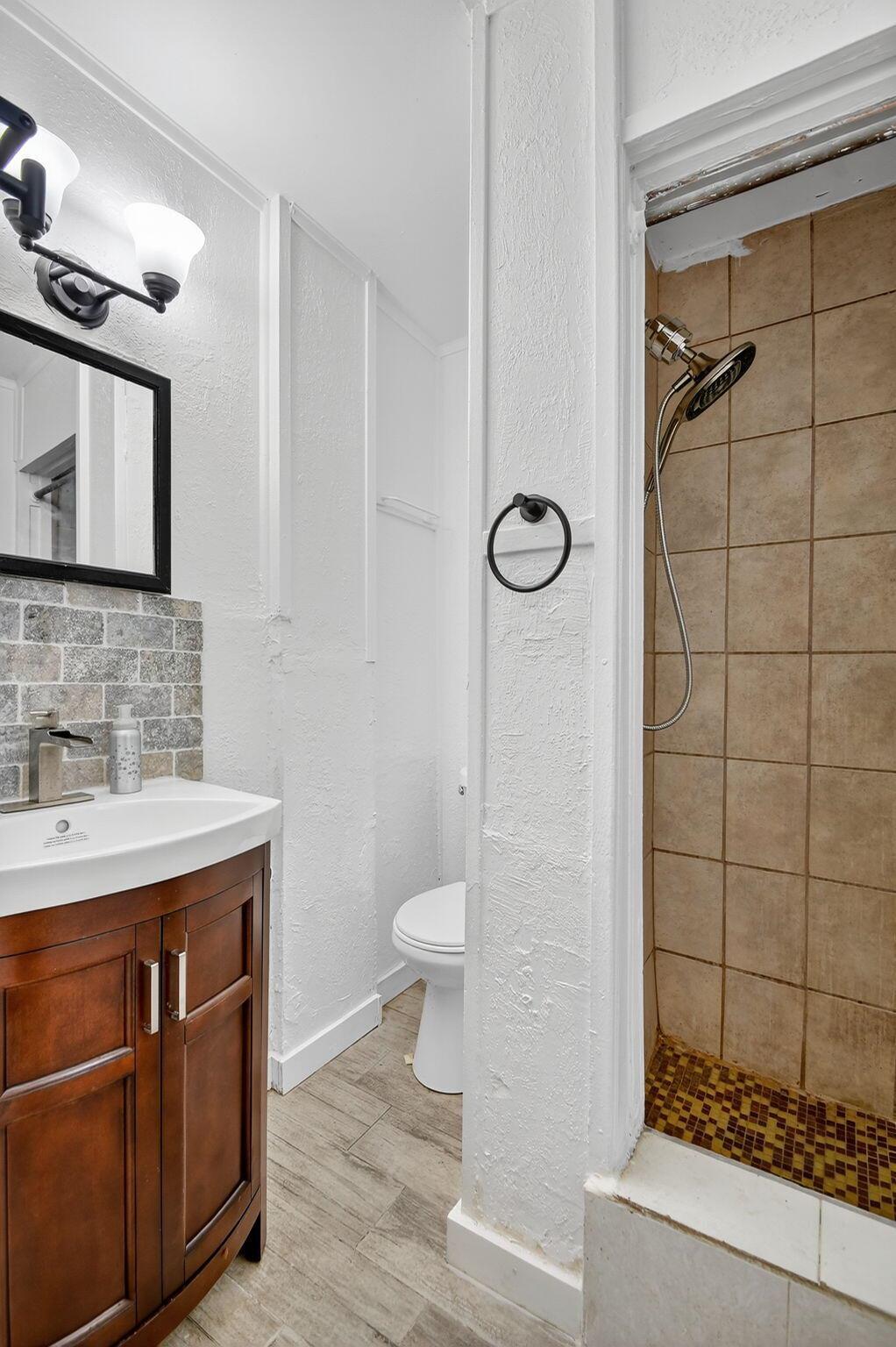 NORTH PALM BCH 4 - Residential