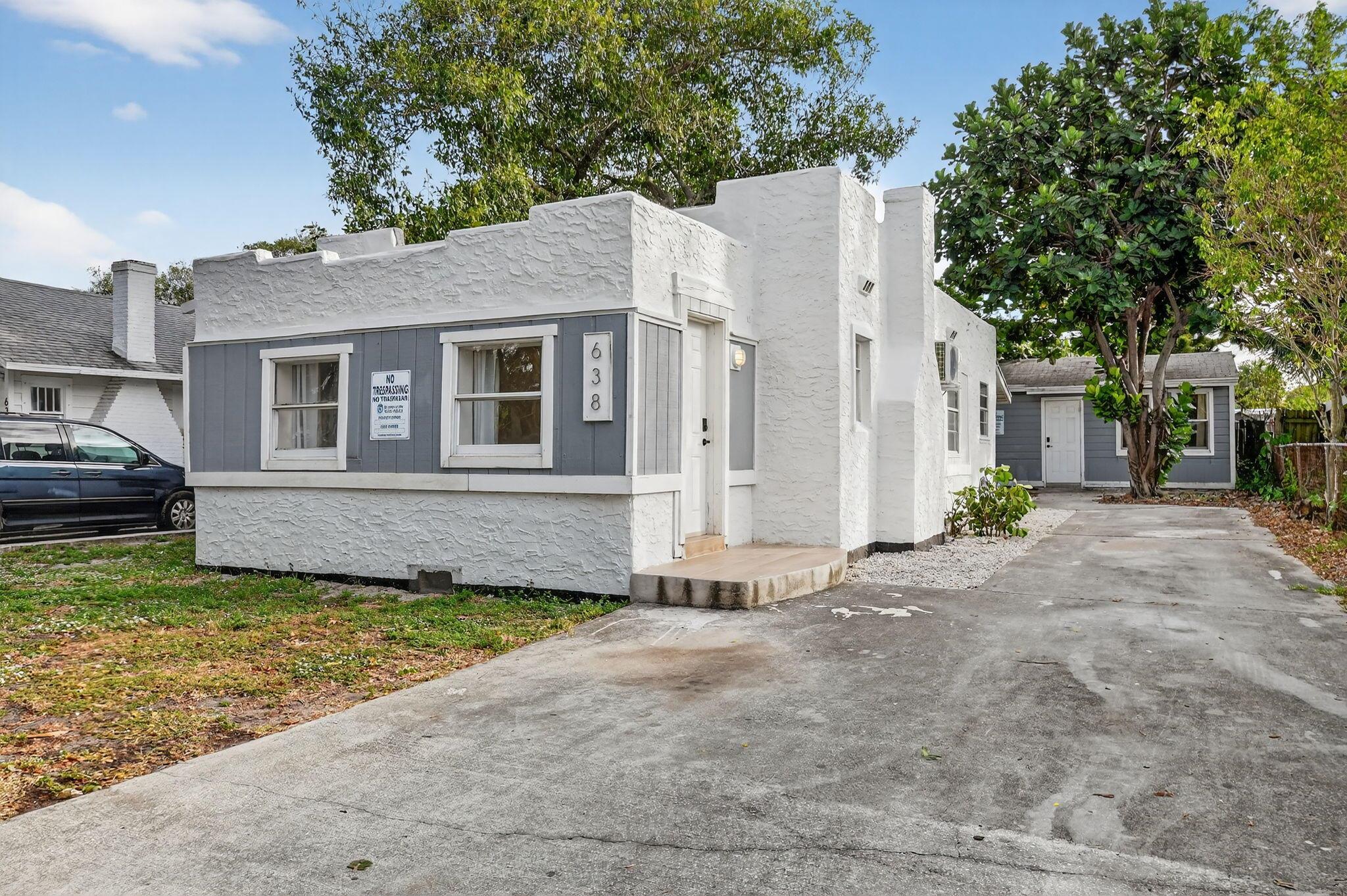 NORTH PALM BCH 4 - Residential