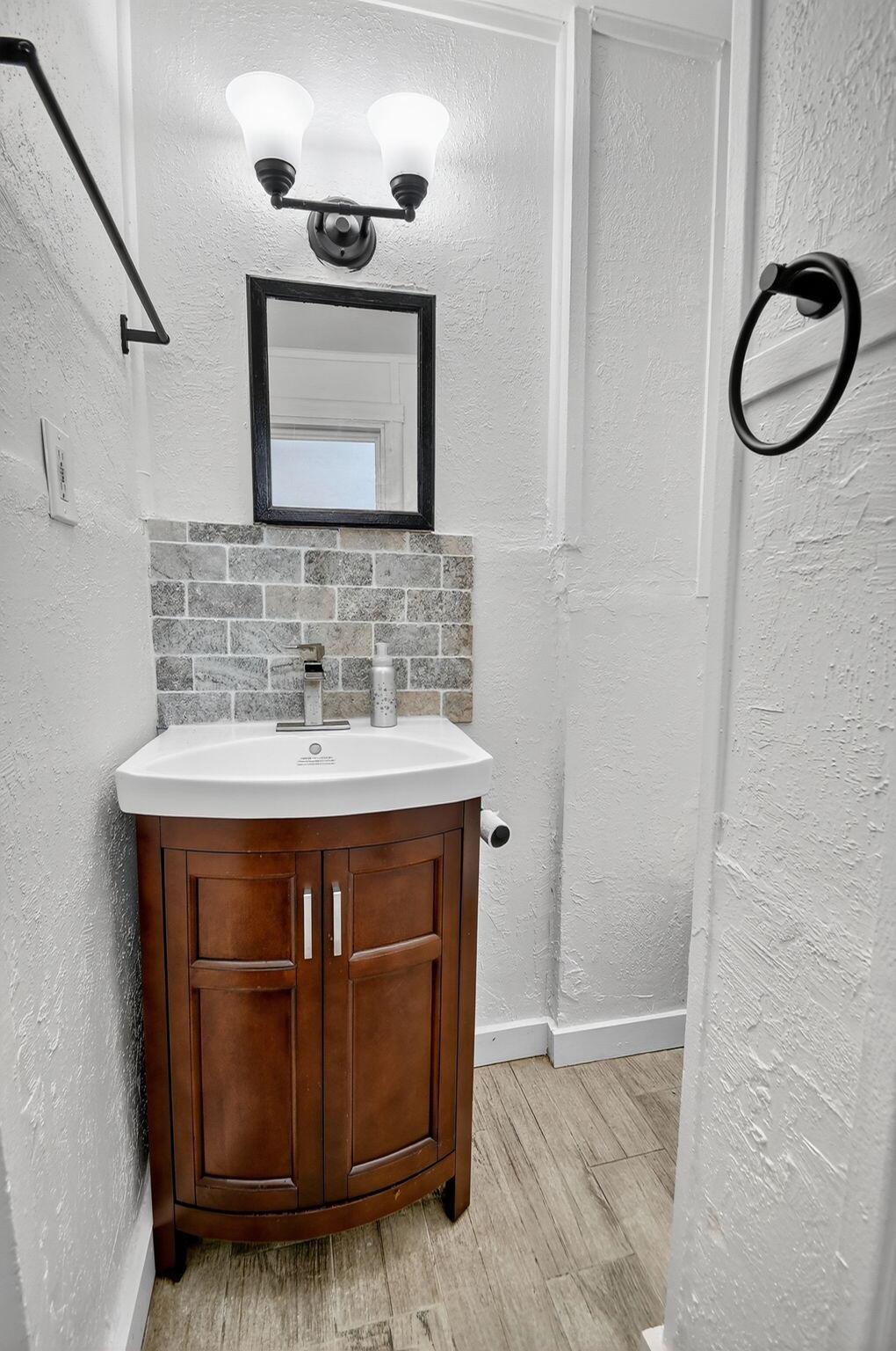 NORTH PALM BCH 4 - Residential