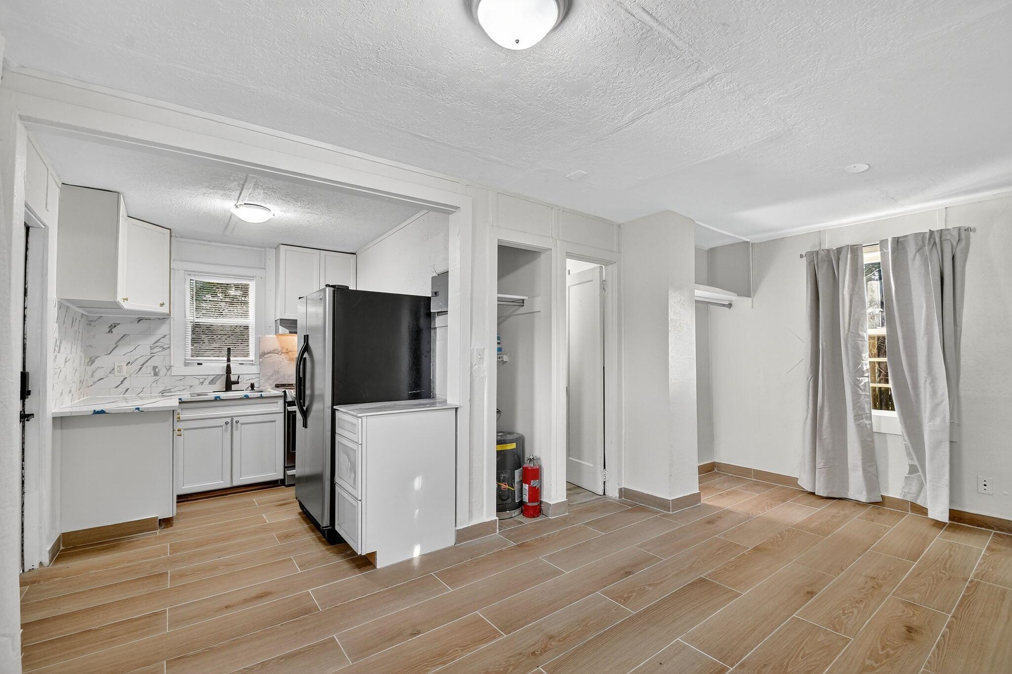 NORTH PALM BCH 4 - Residential