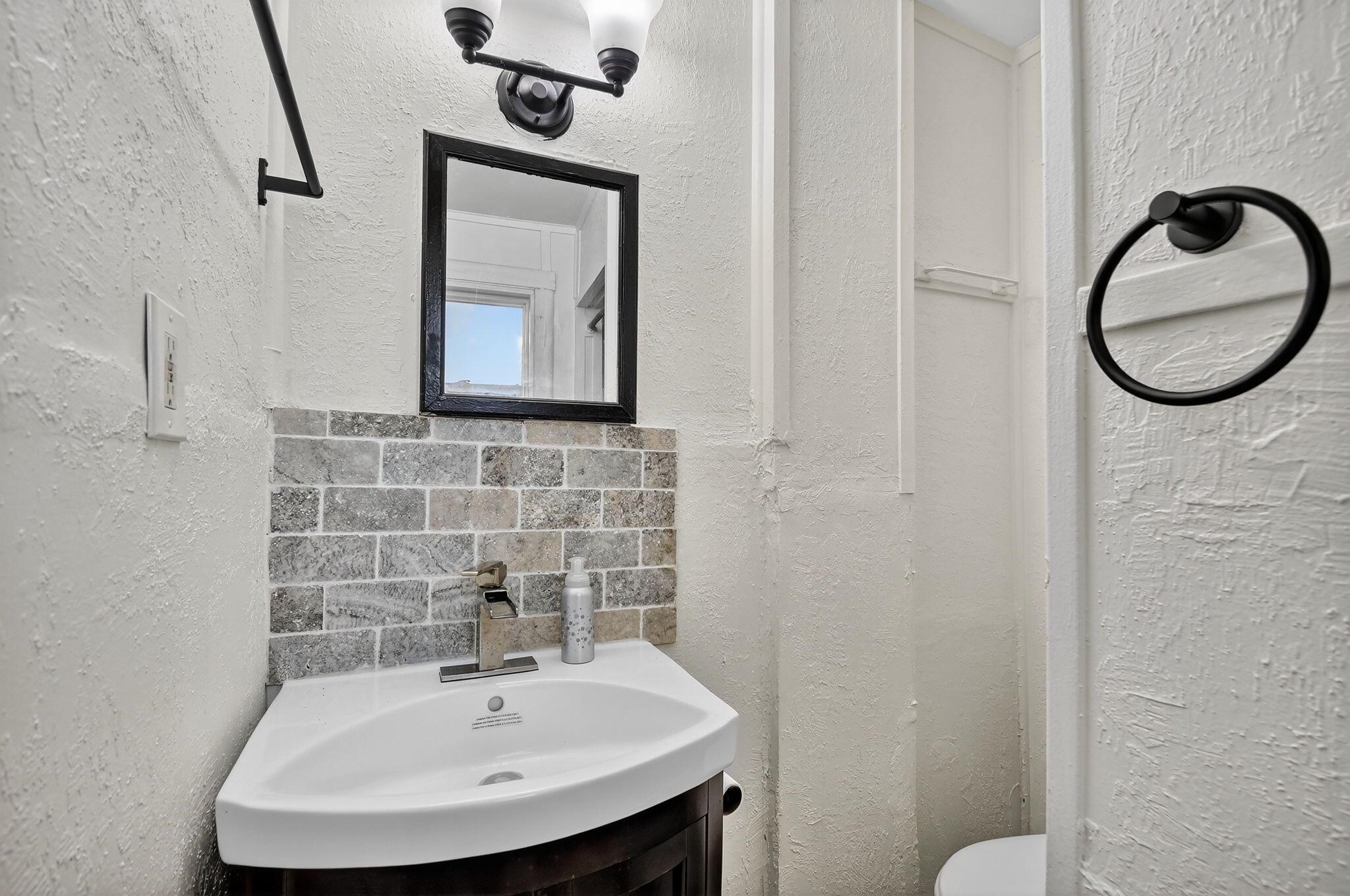 NORTH PALM BCH 4 - Residential