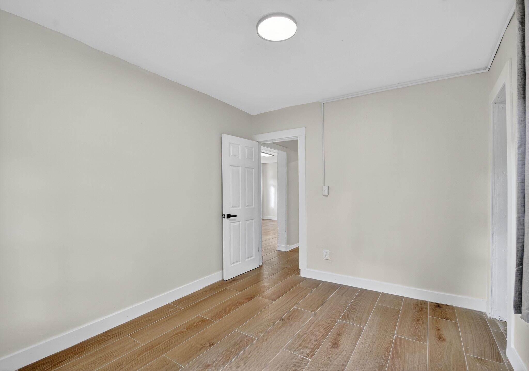 NORTH PALM BCH 4 - Residential