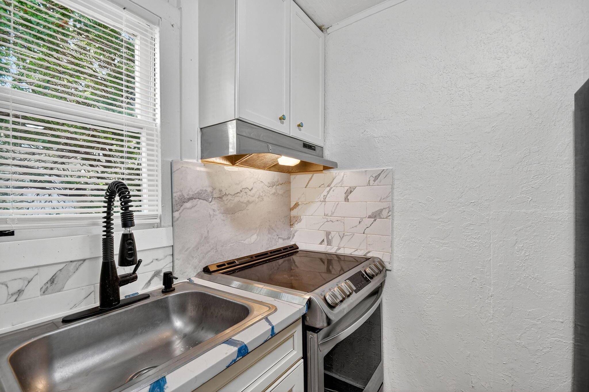 NORTH PALM BCH 4 - Residential