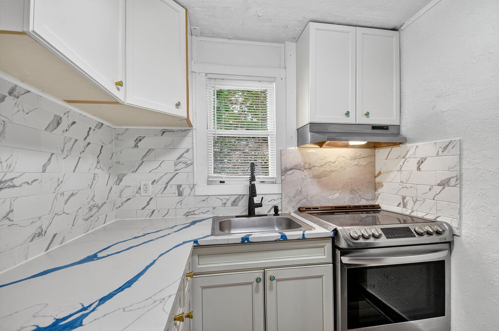 NORTH PALM BCH 4 - Residential