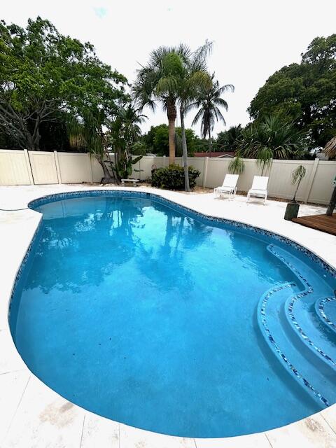 631 Linnet Circle