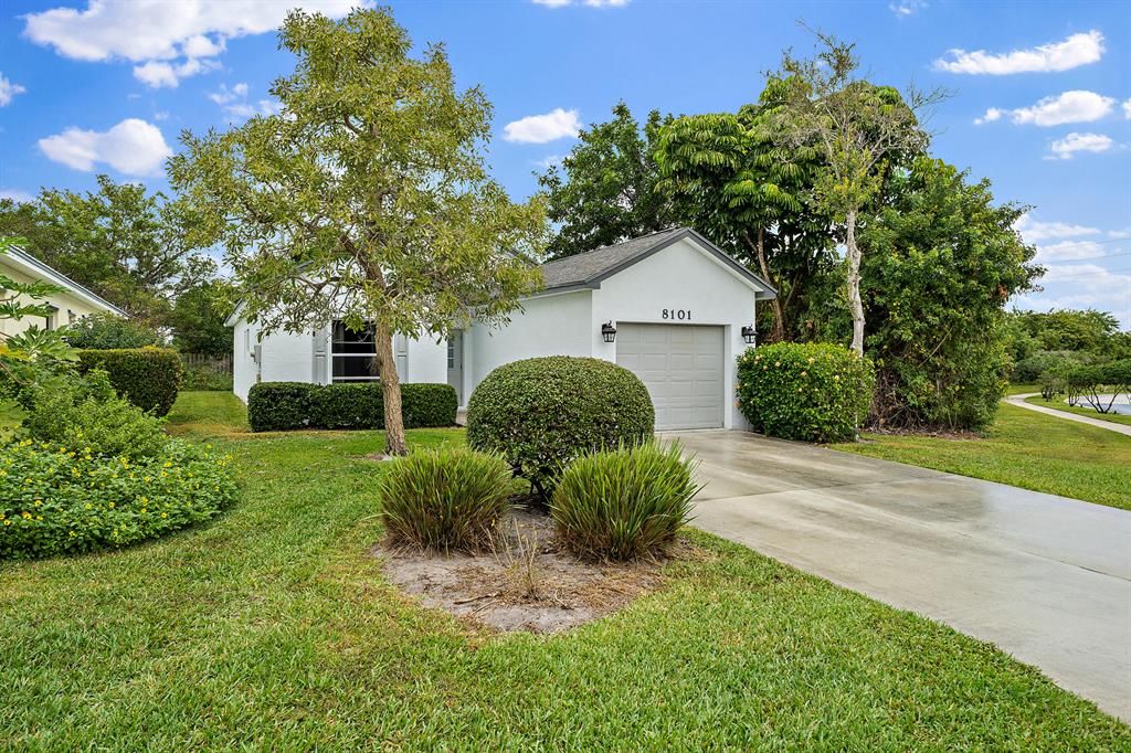 Photo of 8101 SE Sugar Pines Way, Hobe Sound, FL 33455 (MLS # R10772987)