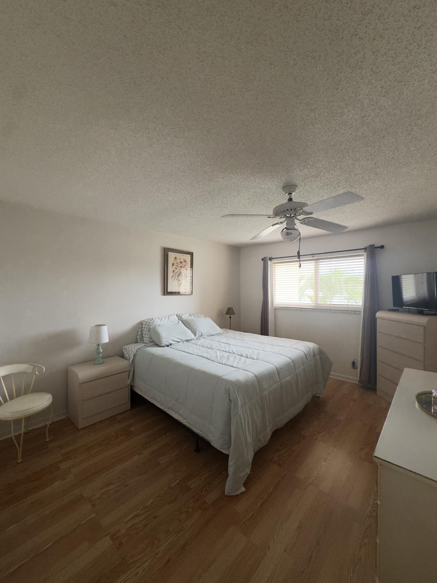 Lakeside Village - Residential