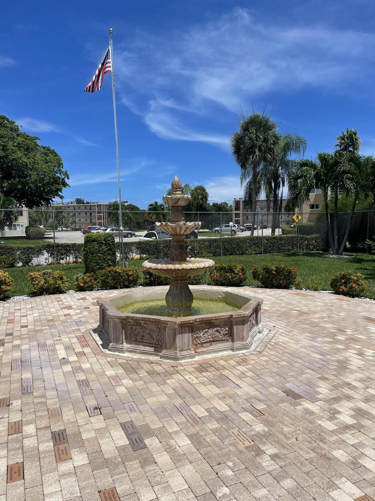 Lakeside Village - Residential