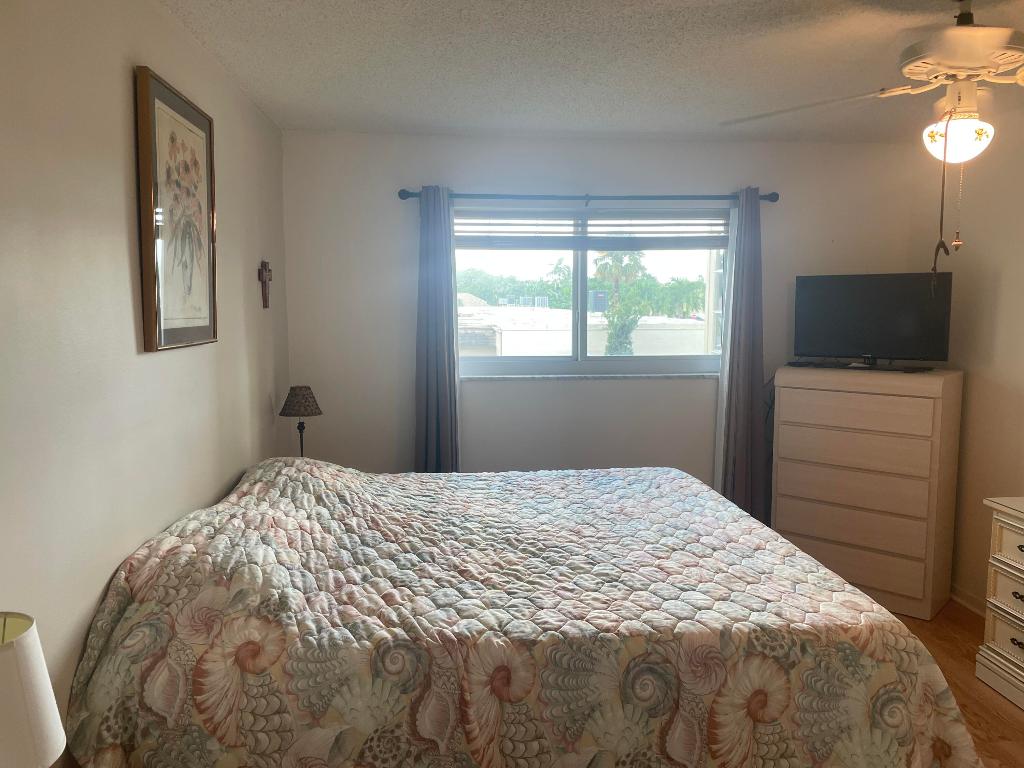 Lakeside Village - Residential