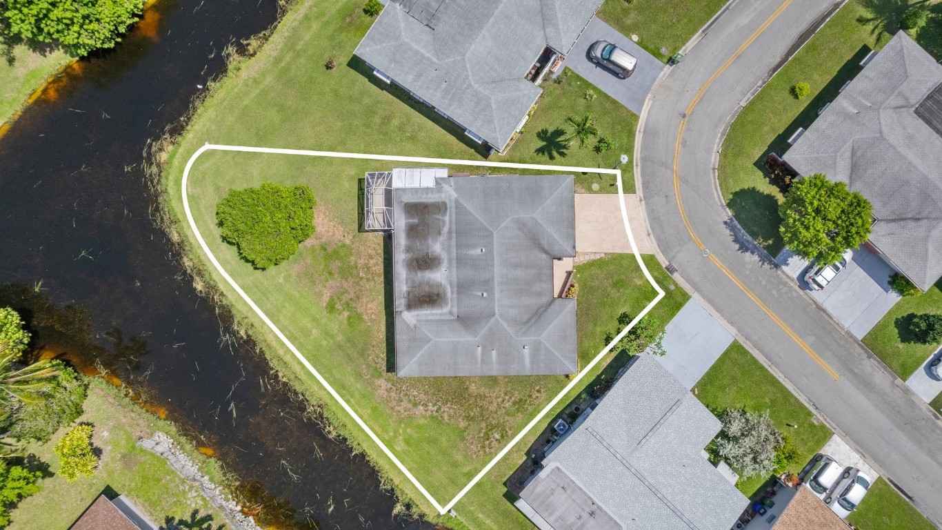 Paradise Gardens 67-37 B - Residential