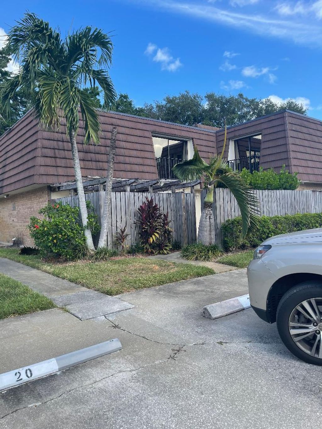 Photo of 613 6th Lane, Palm Beach Gardens, FL 33418 (MLS # R11140215)