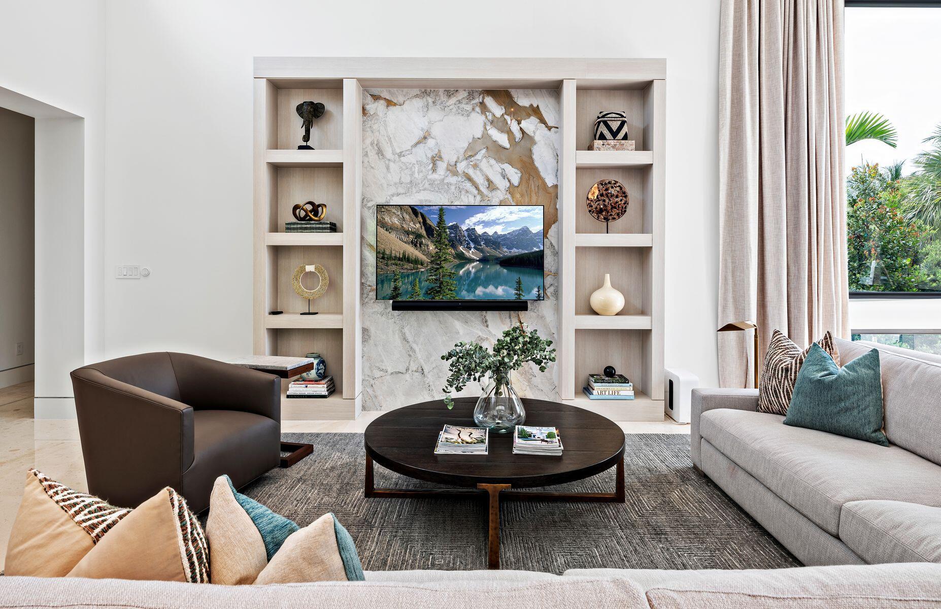 ELLAMAR - Residential