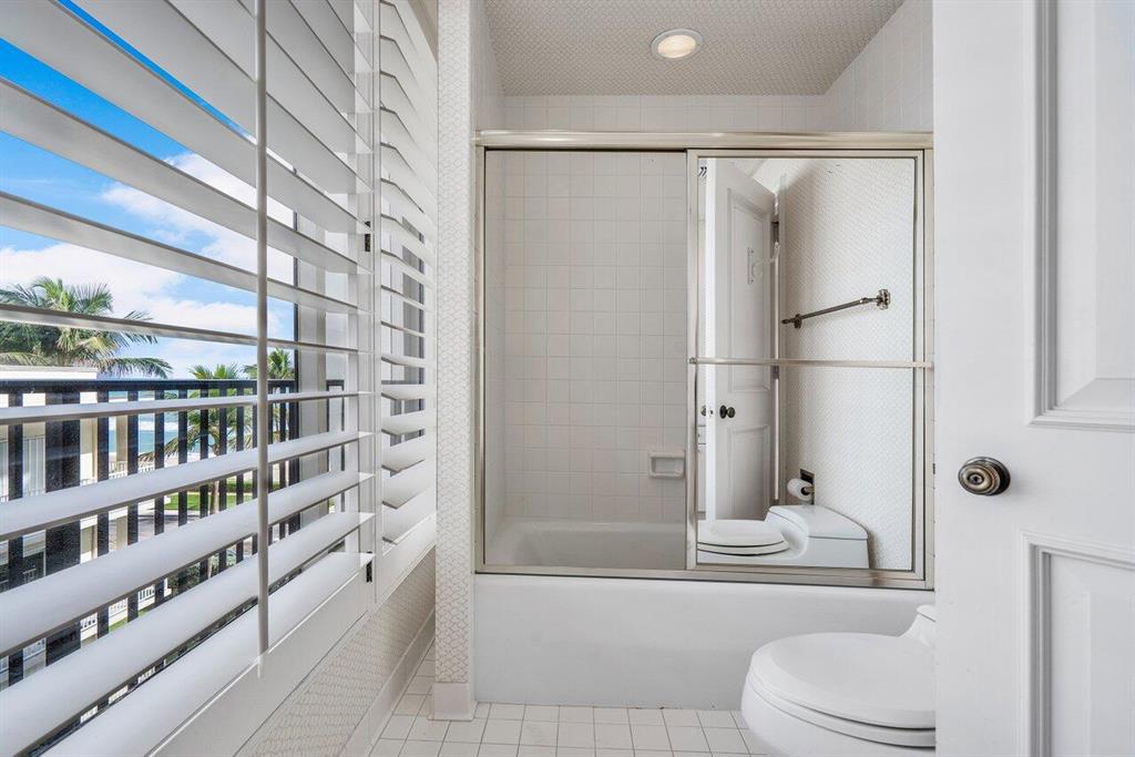 DUNSTER HOUSE CONDO - Residential