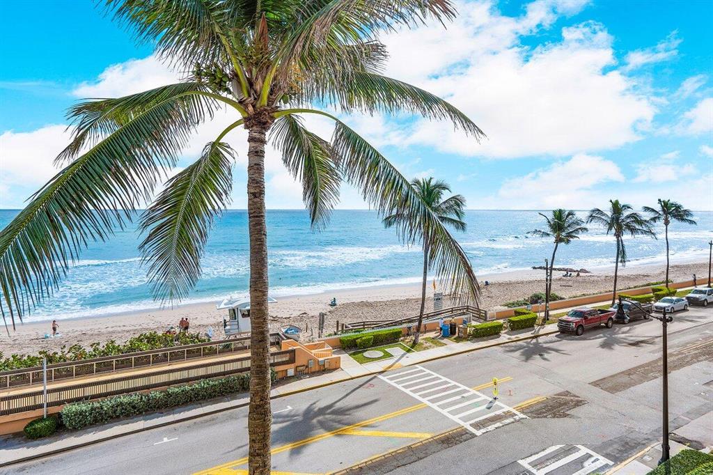 DUNSTER HOUSE CONDO - Residential