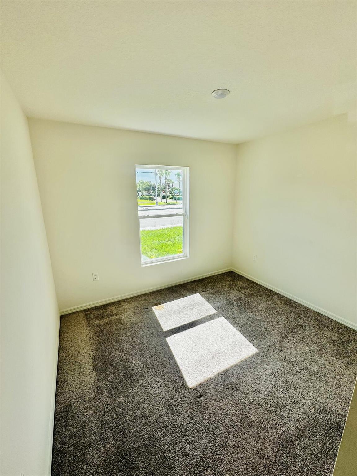 PORT ST LUCIE SECTION 14 - Residential Lease