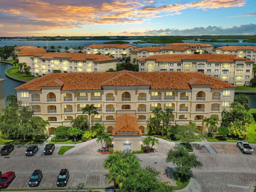 Photo of 18 Harbour Isle Drive W #306, Fort Pierce, FL 34949 (MLS # R11124363)