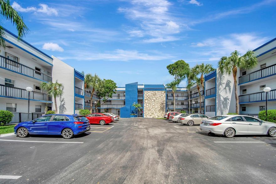 Welcome to the beautiful adult community of Holiday Springs! This open and bright 2-bedroom/2-bathroom corner unit is located on the 3rd floor, carpet throughout, enclosed patio extending living room, lots of closet space and natural lighting. Amazing huge clubhouse, tennis courts, community pool, pool deck, centrally located near shopping plazas, supermarkets.