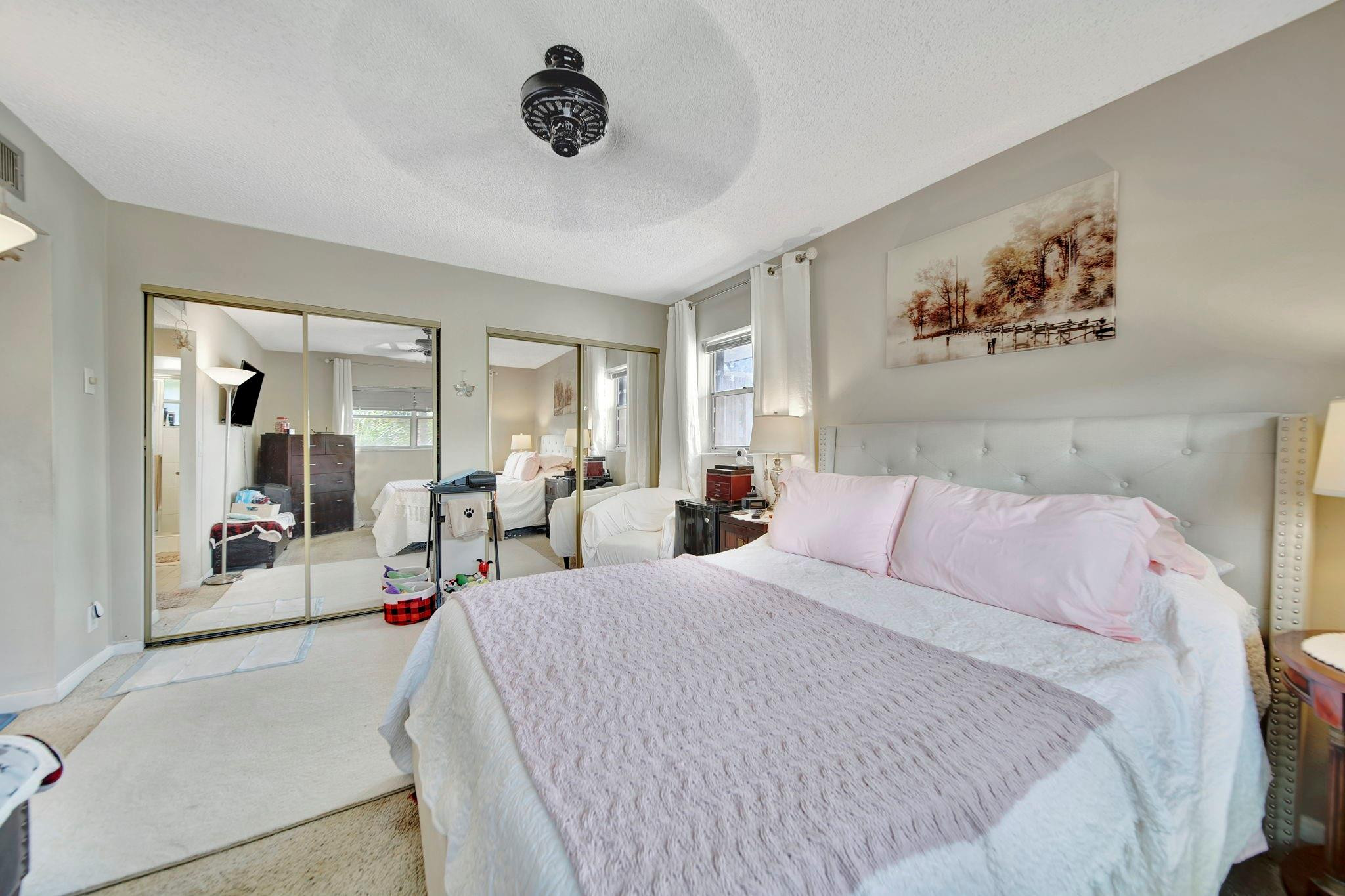 HOLIDAY SPRINGS - Residential