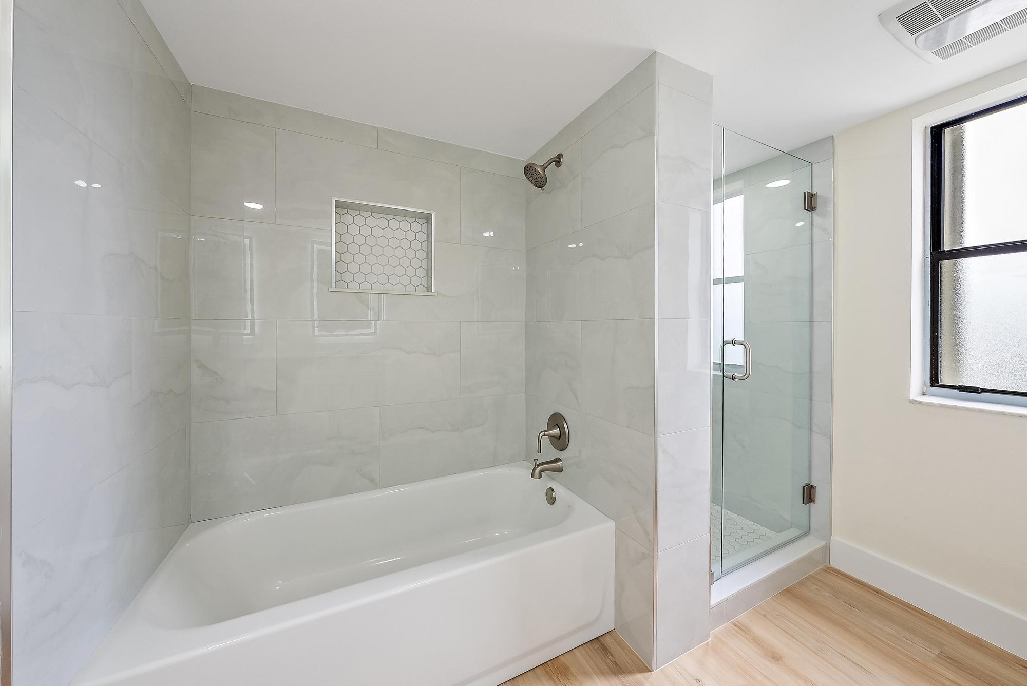 Sandpointe Bay - Residential