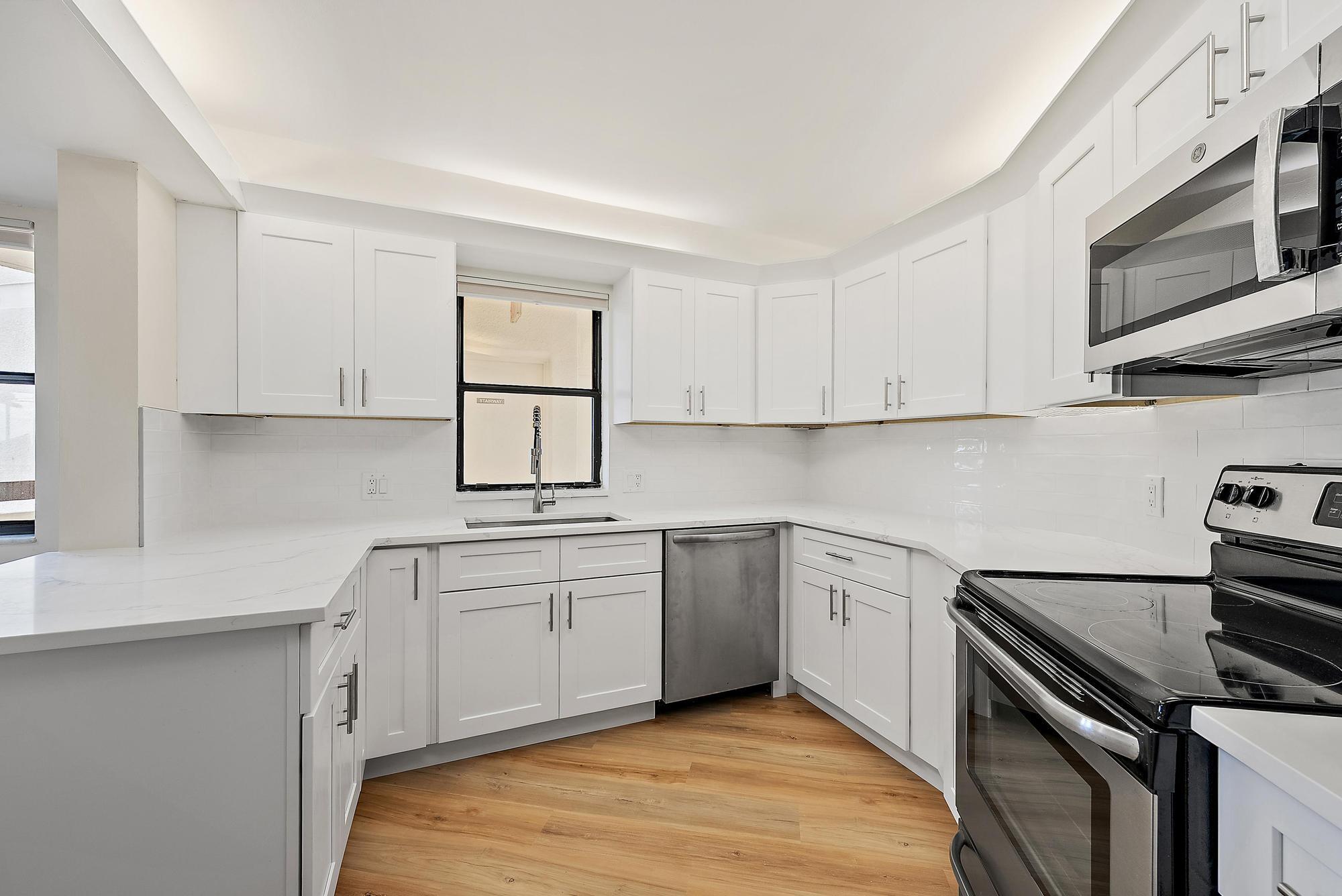 Sandpointe Bay - Residential