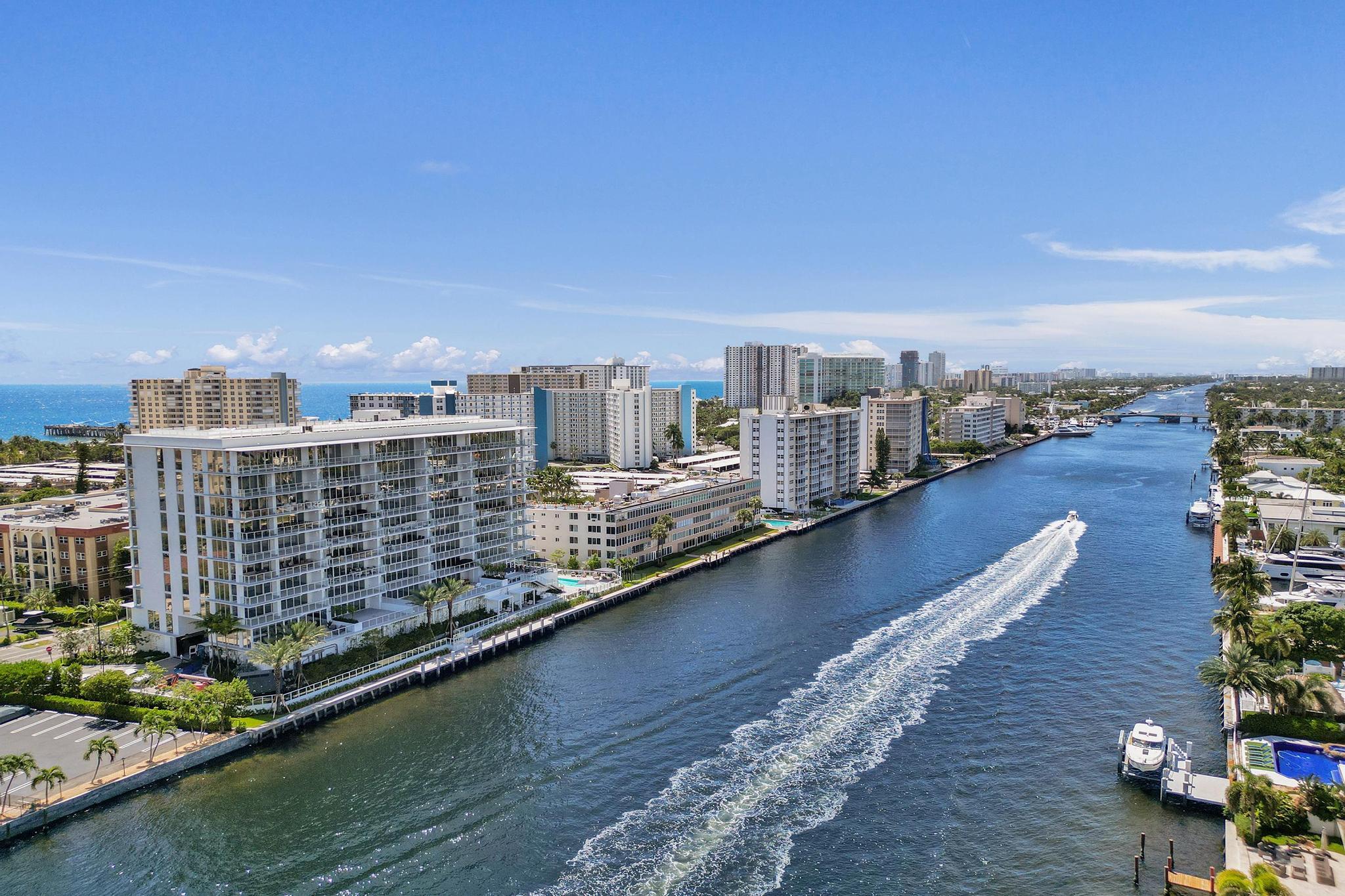 407 N Riverside Drive 401
