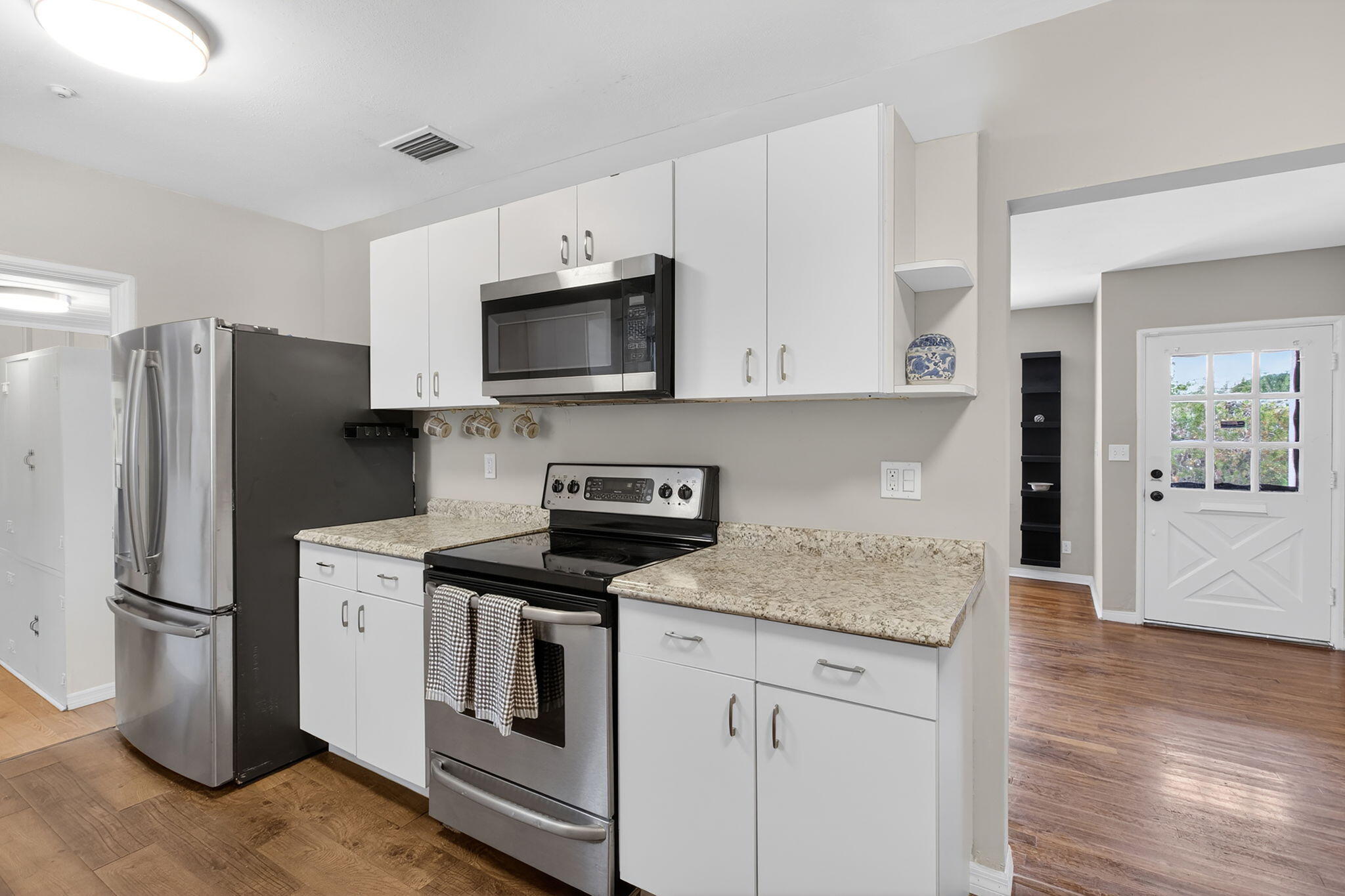 NORTH LAKE WORTH - Residential