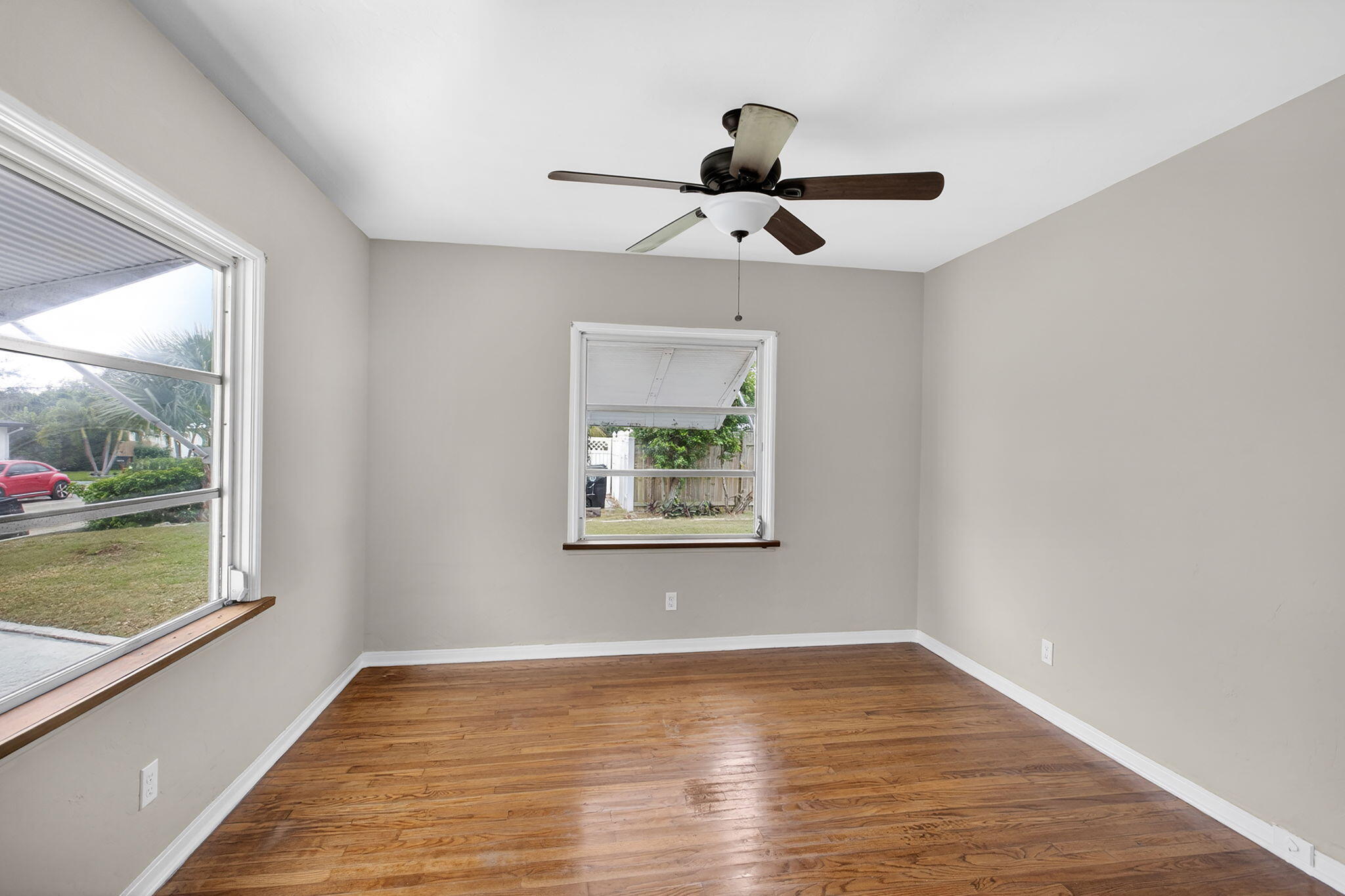 NORTH LAKE WORTH - Residential