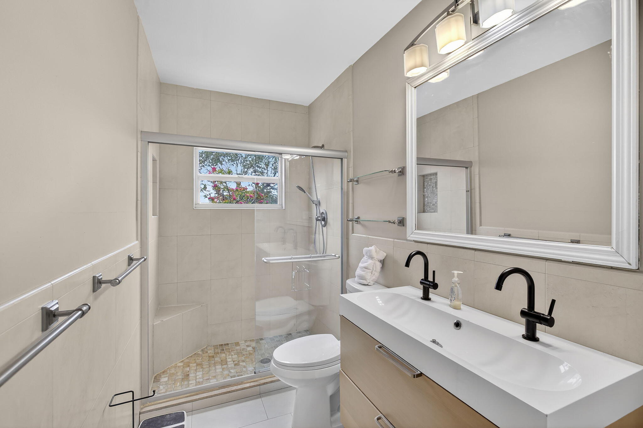 NORTH LAKE WORTH - Residential