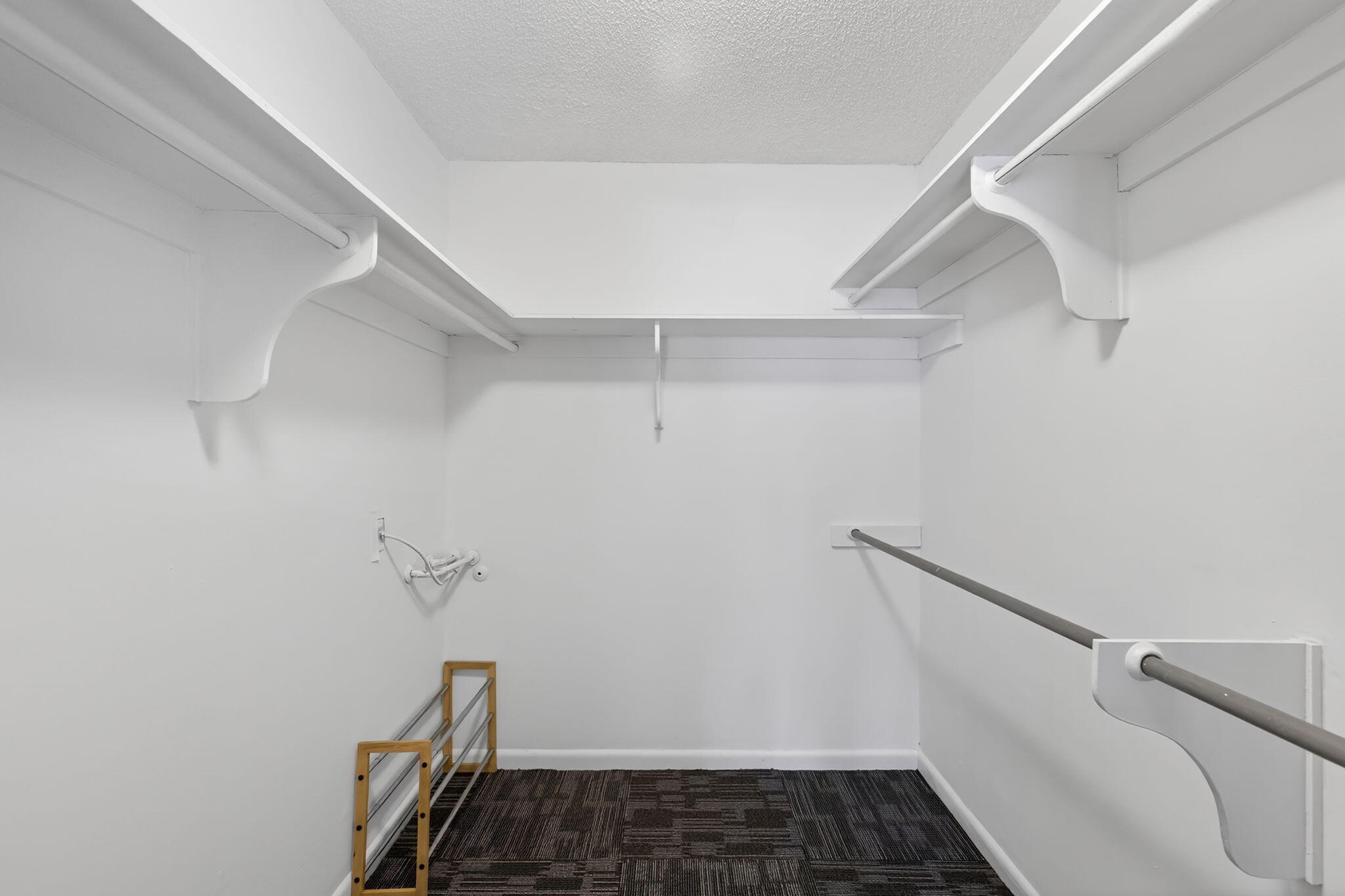 NORTH LAKE WORTH - Residential