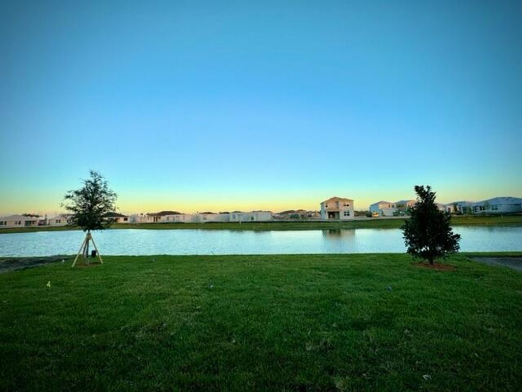 Photo of 12241 SW Myrtle Oak Drive #404, Port Saint Lucie, FL 34987 (MLS # R10913387)