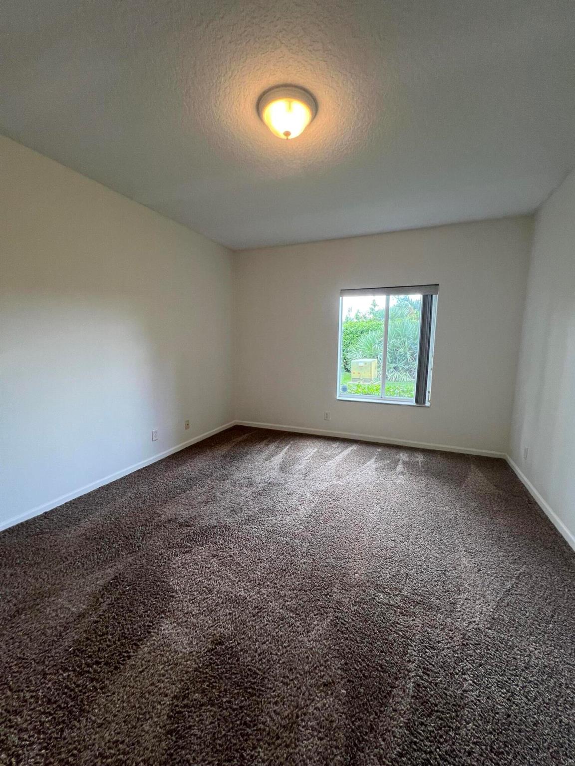 OAK TERRACE CONDO - Residential Lease