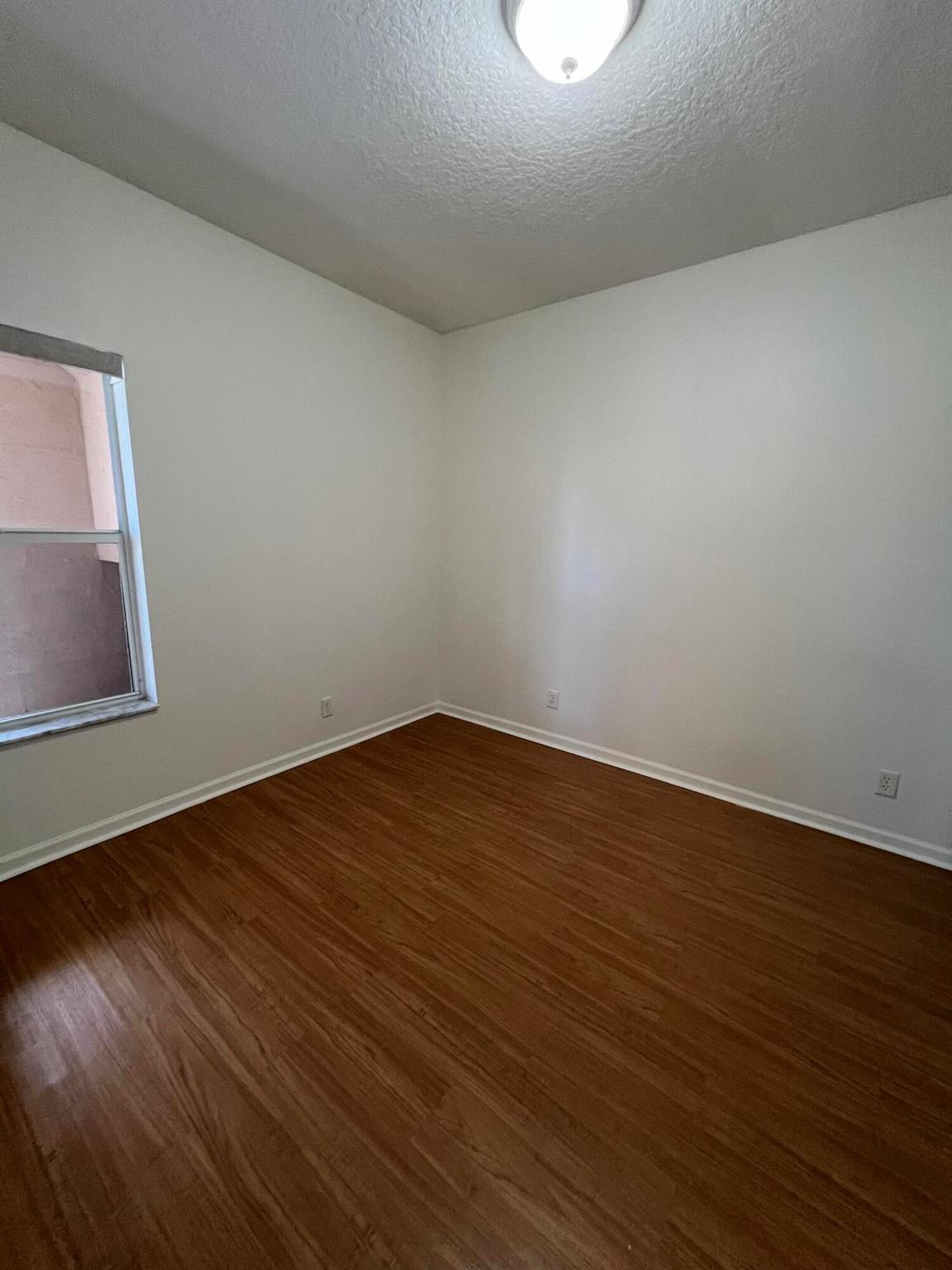 OAK TERRACE CONDO - Residential Lease