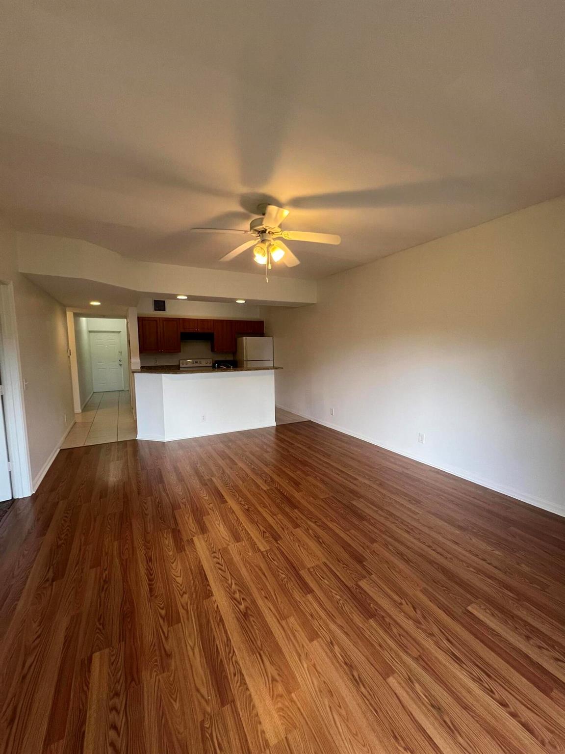 OAK TERRACE CONDO - Residential Lease