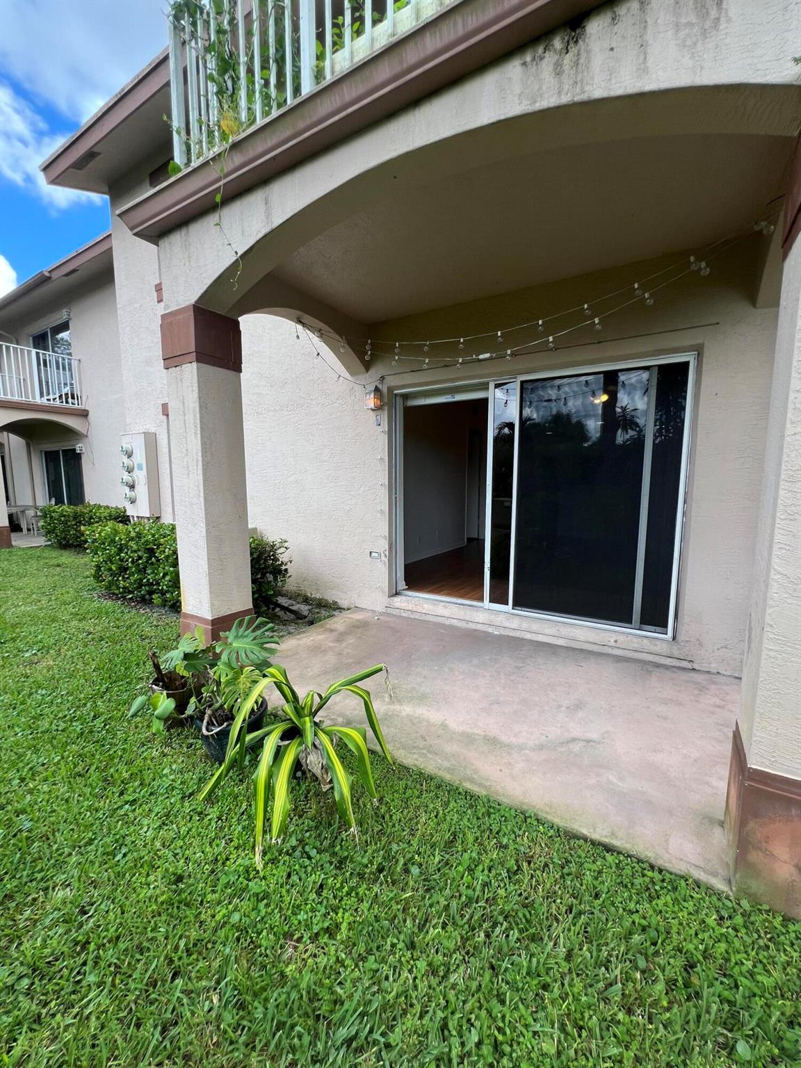 OAK TERRACE CONDO - Residential Lease