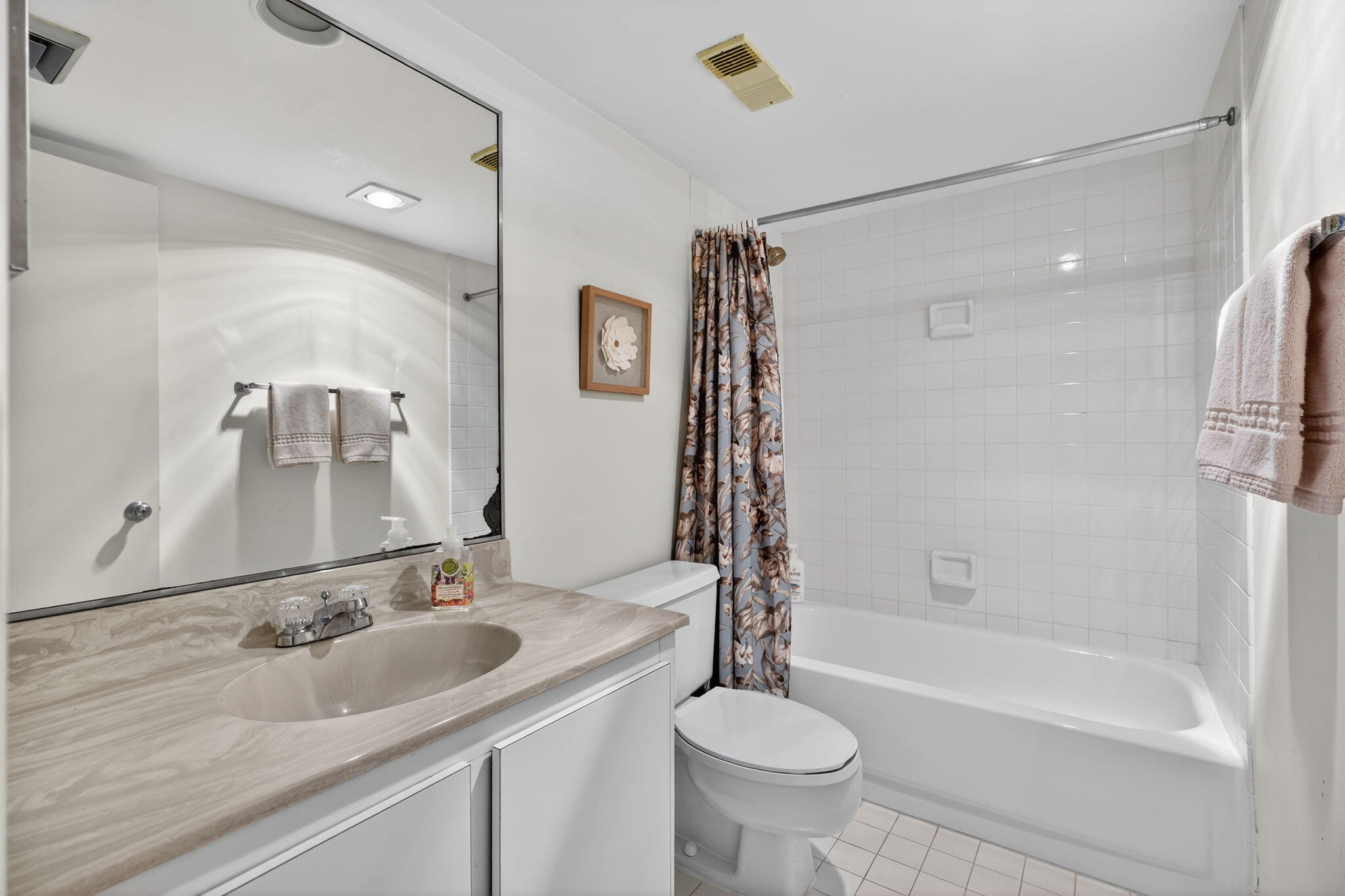 OCEAN TRAIL CONDO II - Residential